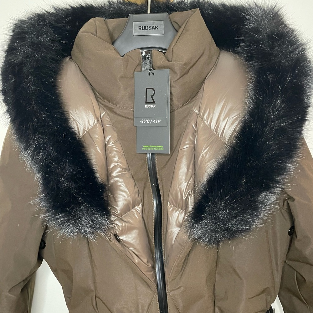 RUDSAK Women's Espresso Moda Puffer Jacket with Black Faux Fur Trim